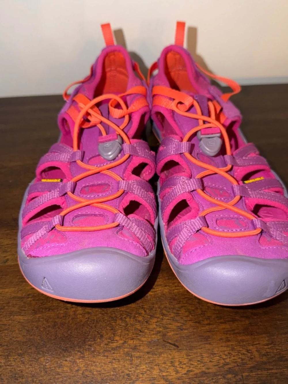 Keen Moxie Pink Orange Sneaker Sandal Youth Big Kids Size 5 Hiking